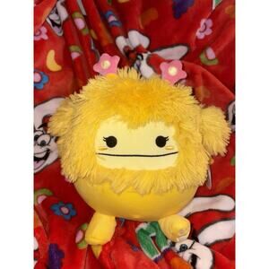Squishmallows Nomi Bigfoot 8" Plush NEW 2026 Spring Easter w/ Flower QUICK SHIP